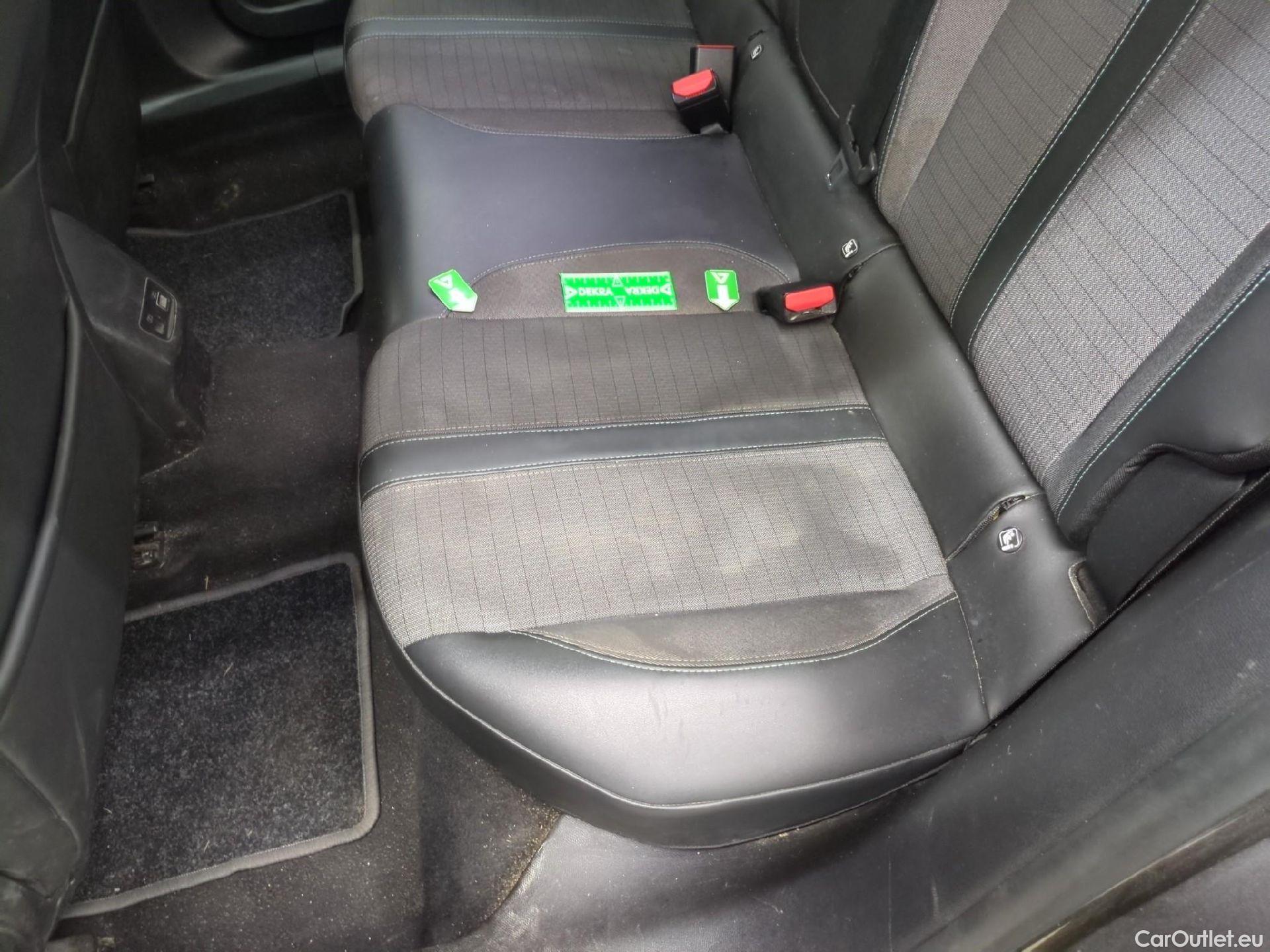  Peugeot  2008  Allure Business 1.5 HDi 130CV BVA8 E6d #11