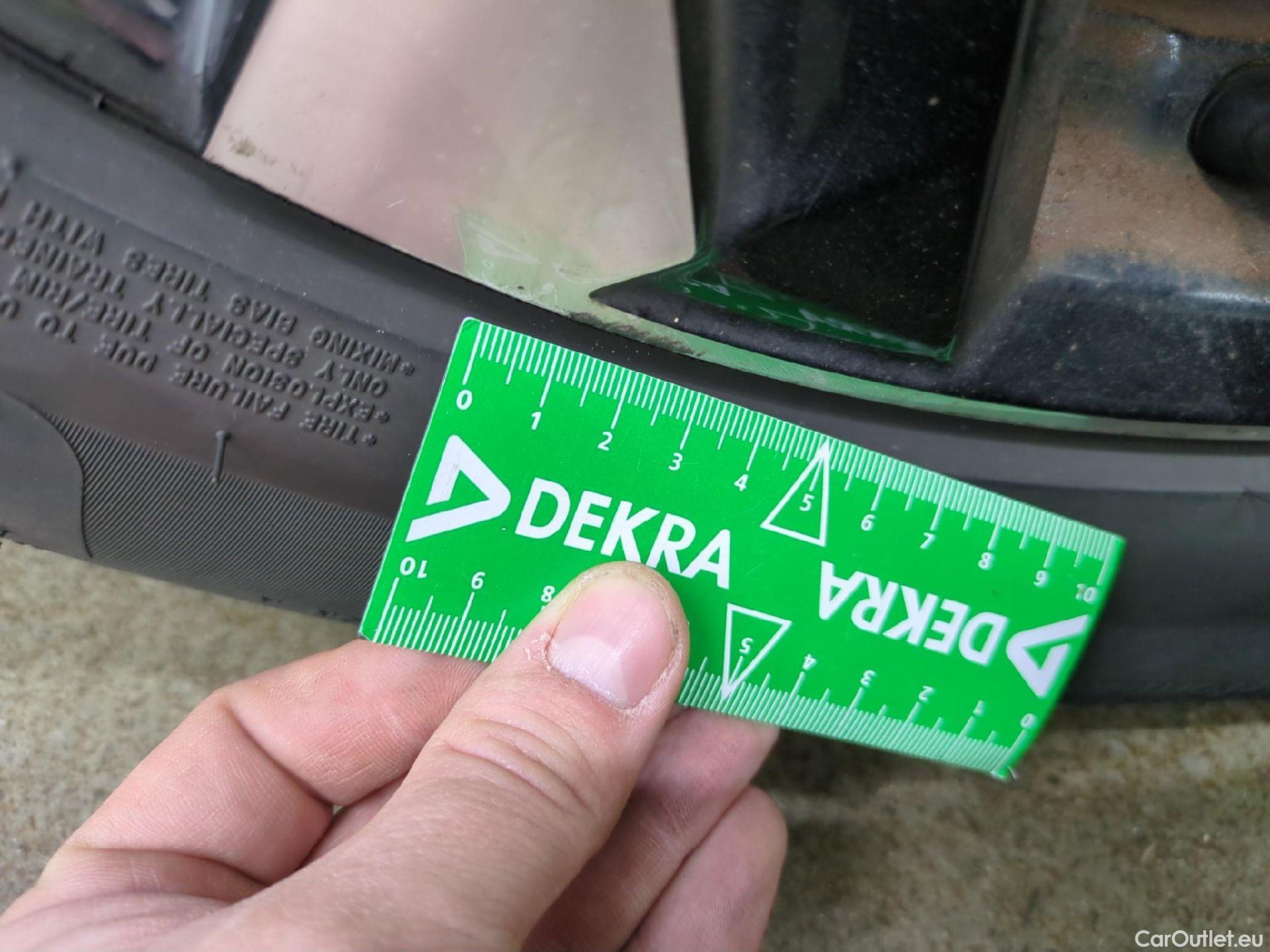  Peugeot  2008  Allure Business 1.5 HDi 130CV BVA8 E6d #21