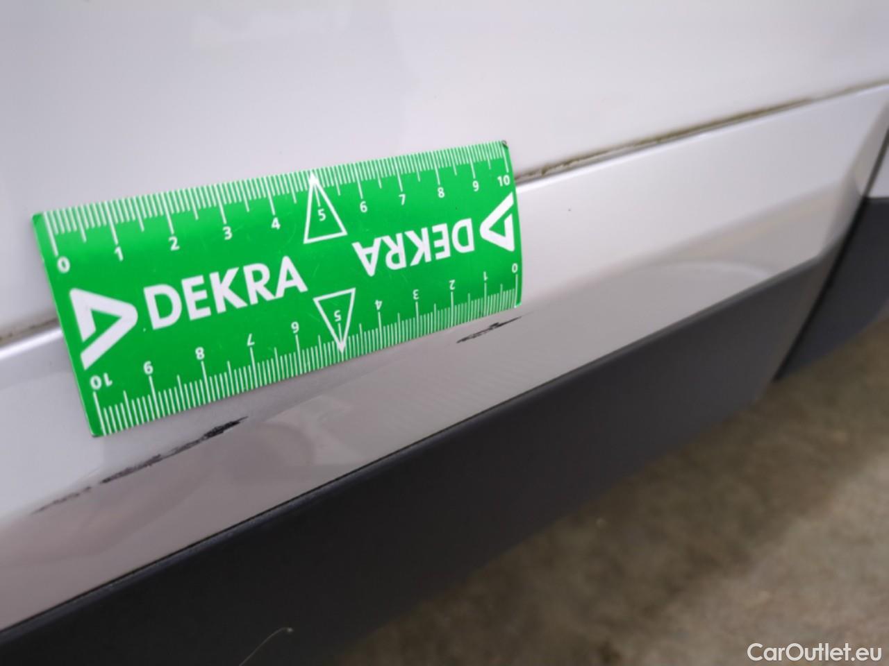  Peugeot  2008  Allure Business 1.5 HDi 130CV BVA8 E6d #27