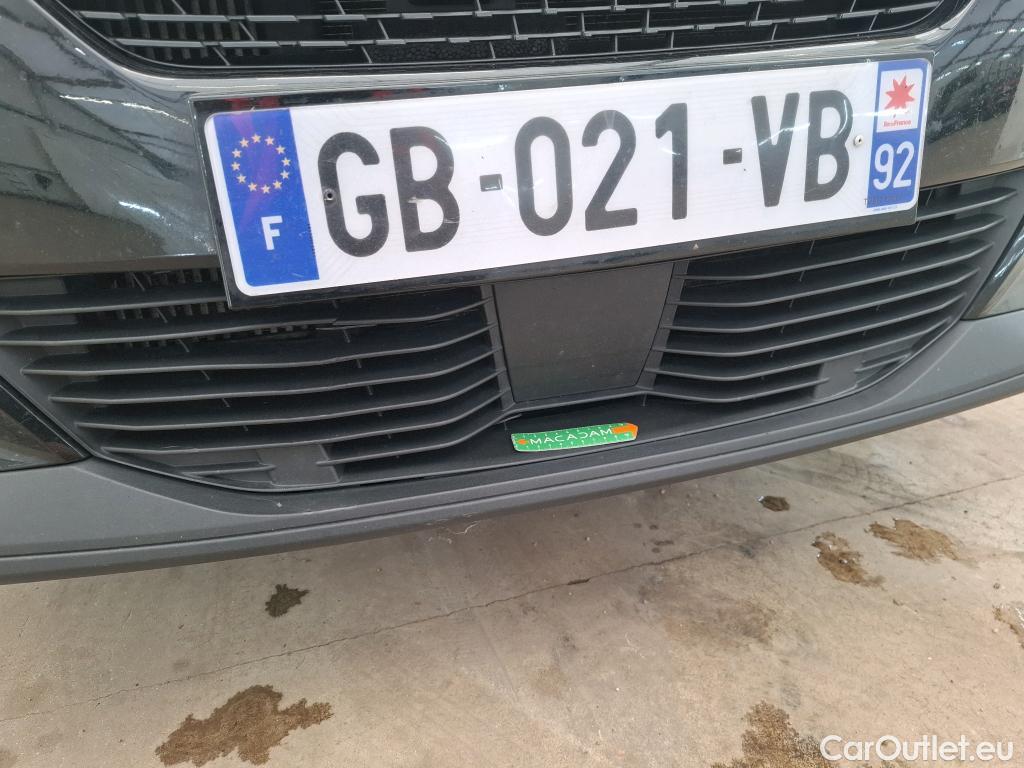  Peugeot  2008  Active Business 1.5 HDi 130CV BVA8 E6d #9