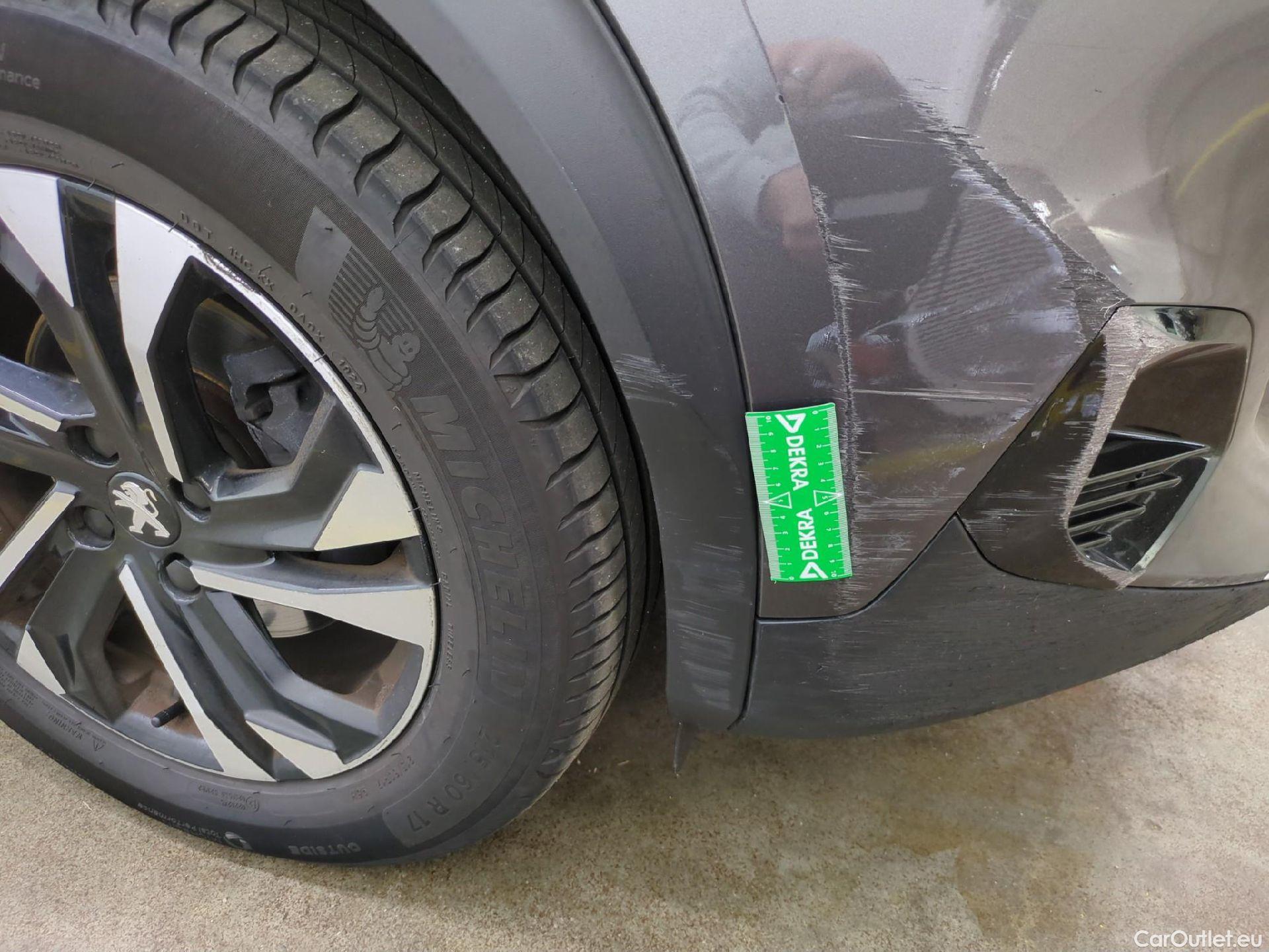 Peugeot  2008  Allure Business 1.5 HDi 130CV BVA8 E6d #55