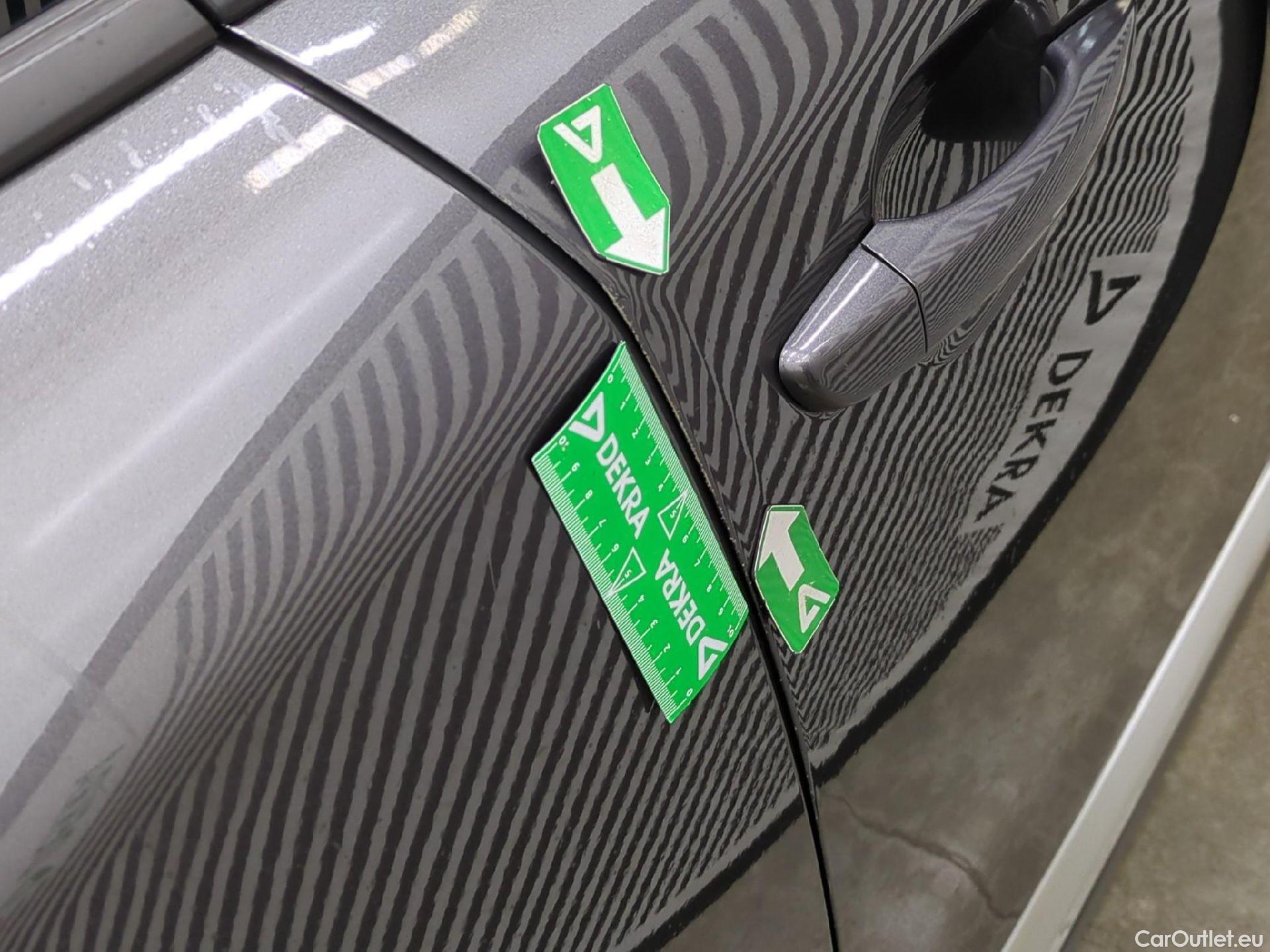  Peugeot  2008  Allure Business 1.5 HDi 130CV BVA8 E6d #51