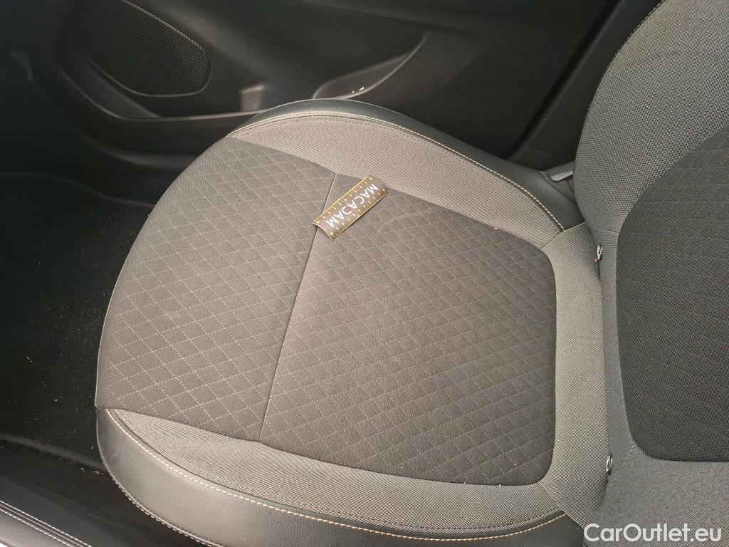  Opel   Grandland X Grandland X Elegance Business 1.5 130CV BVA8 E6d #31