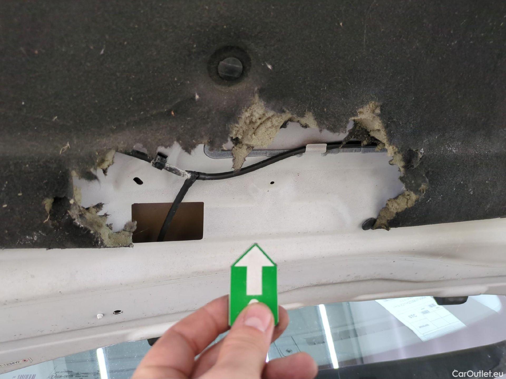  Peugeot  2008  Allure Business 1.5 HDi 130CV BVA8 E6d #3