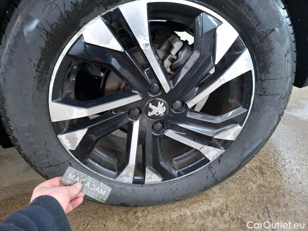  Peugeot  2008  Allure Business 1.2 PureTech 130CV BVA8 E6d #10