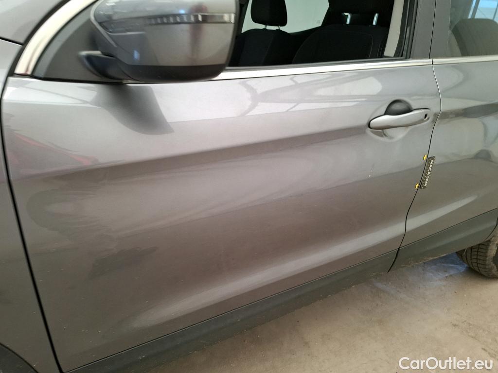  Nissan  Qashqai NISSAN  / 2017 / 5P / Crossover 1.5 DCI 115 Business Edition #3