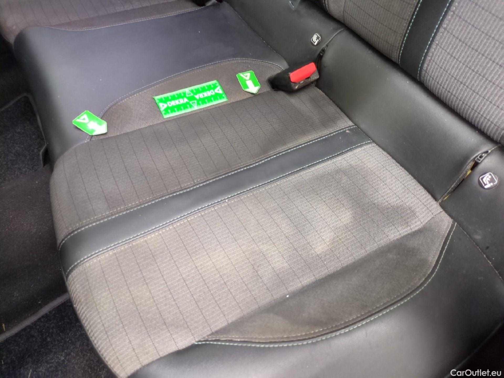  Peugeot  2008  Allure Business 1.5 HDi 130CV BVA8 E6d #12