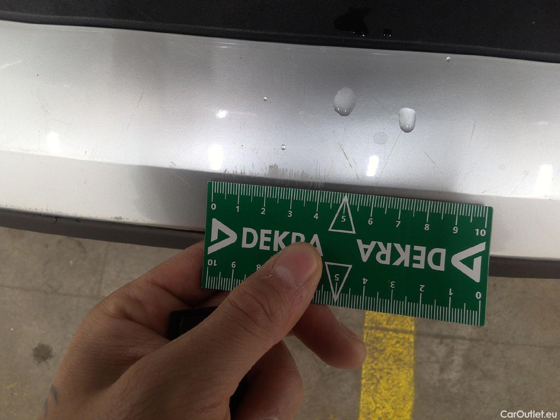  Peugeot  2008  Allure 1.5 HDi 130CV BVA8 E6d #24