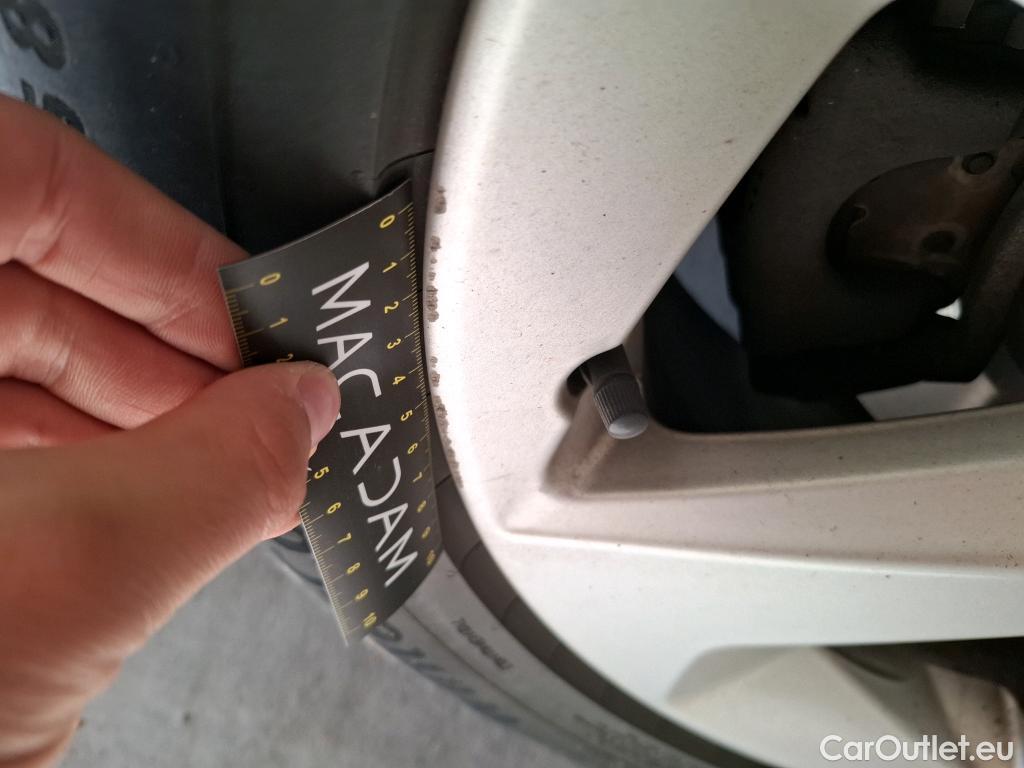  Nissan  Qashqai NISSAN  / 2017 / 5P / Crossover 1.5 DCI 115 Business Edition #33