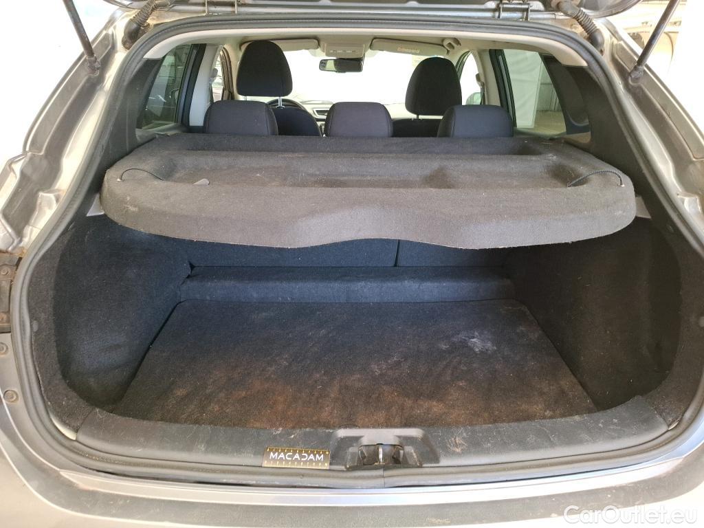  Nissan  Qashqai NISSAN  / 2017 / 5P / Crossover 1.5 DCI 115 Business Edition #24