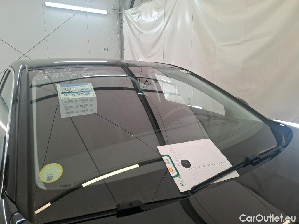  Opel   Grandland X Grandland X Elegance Business 1.5 130CV BVA8 E6d #28