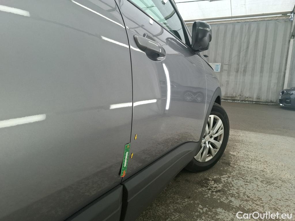  Peugeot  3008  Active Pack 1.5 HDi 130CV BVA8 E6d #68