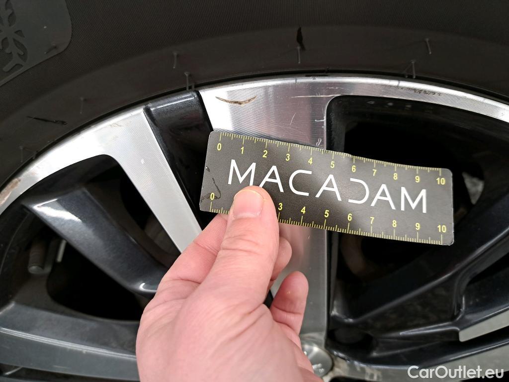  Peugeot  3008  II Allure 1.5 HDi 130CV BVA8 E6d #45