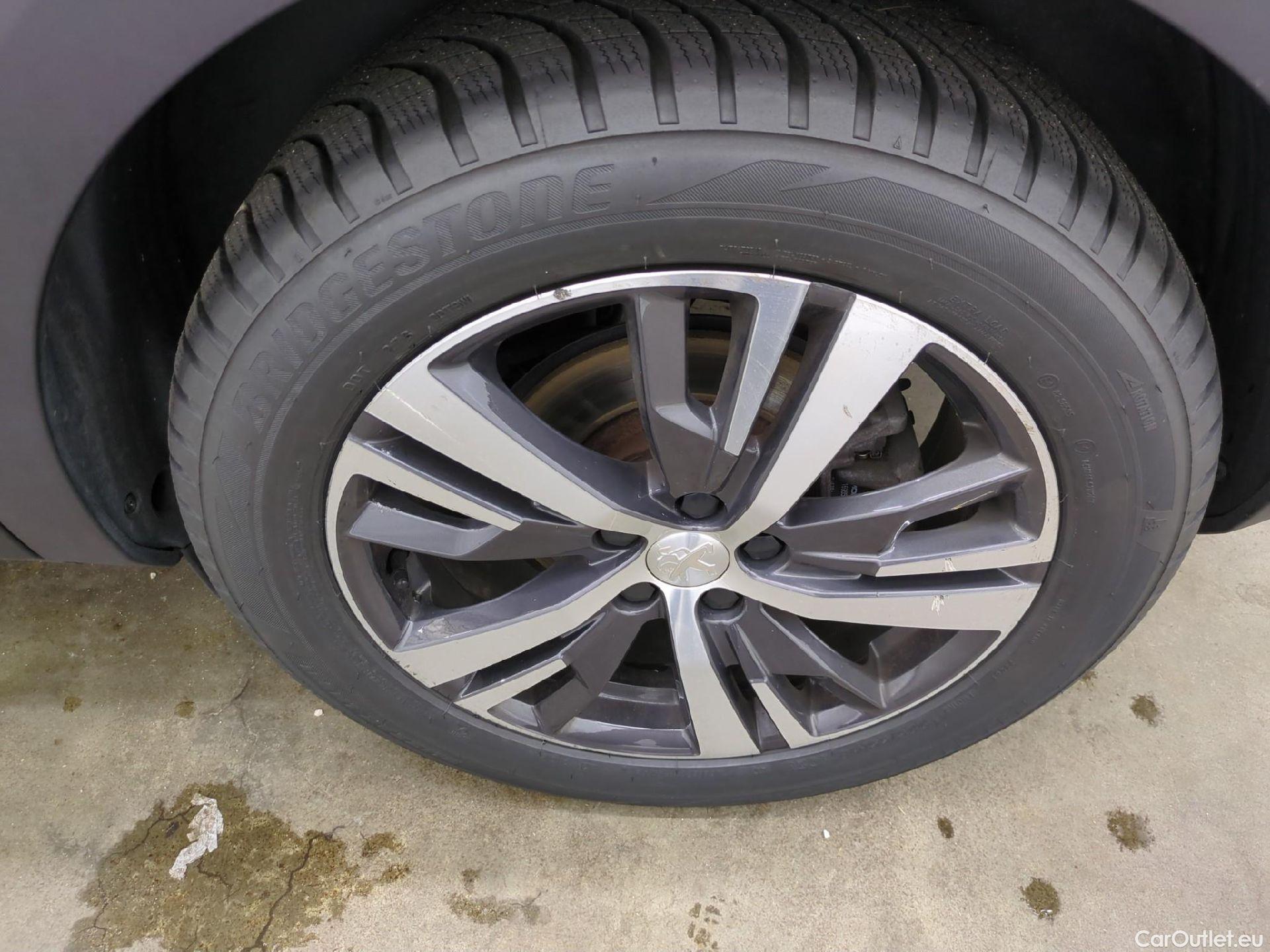  Peugeot  3008  Allure Pack 1.5 HDi 130CV BVA8 E6d #10