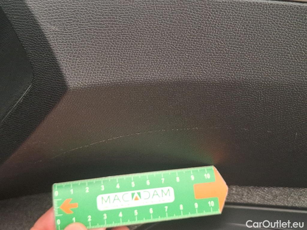  Peugeot  3008  Active Pack 1.5 HDi 130CV BVA8 E6d #58