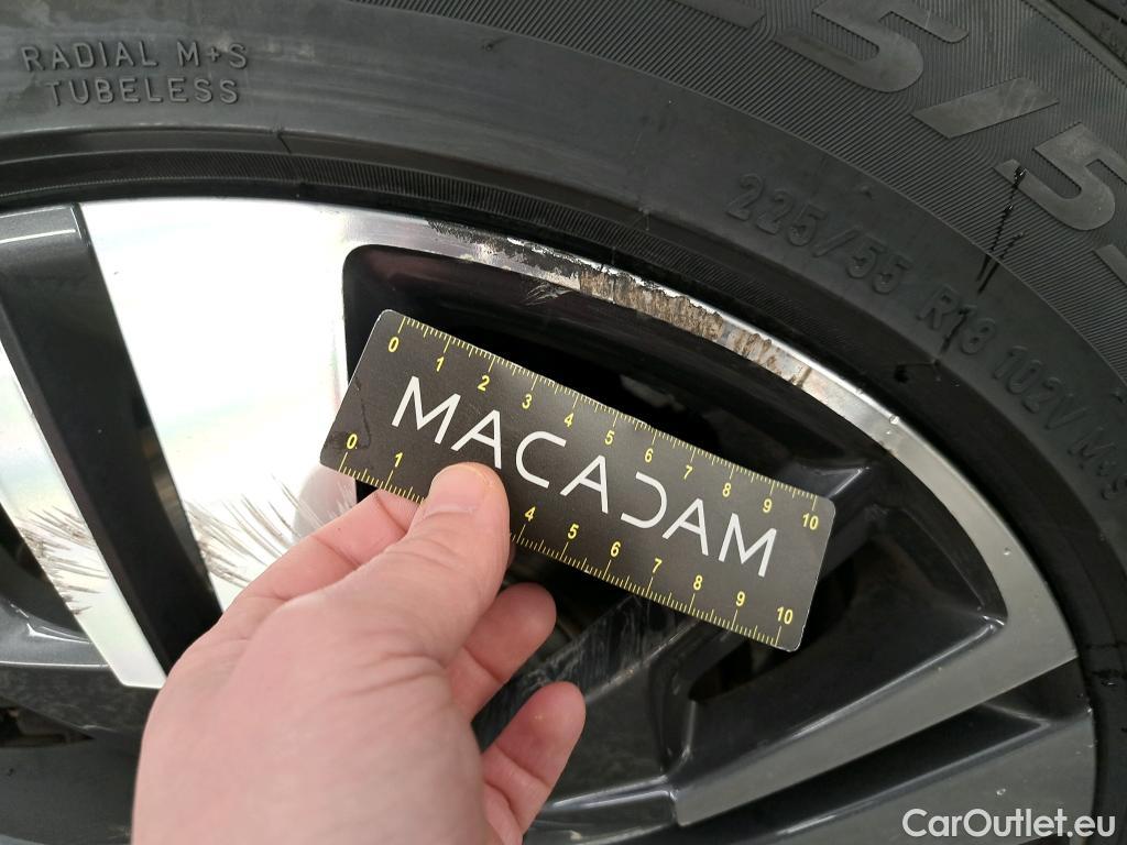  Peugeot  3008  II Allure 1.5 HDi 130CV BVA8 E6d #35