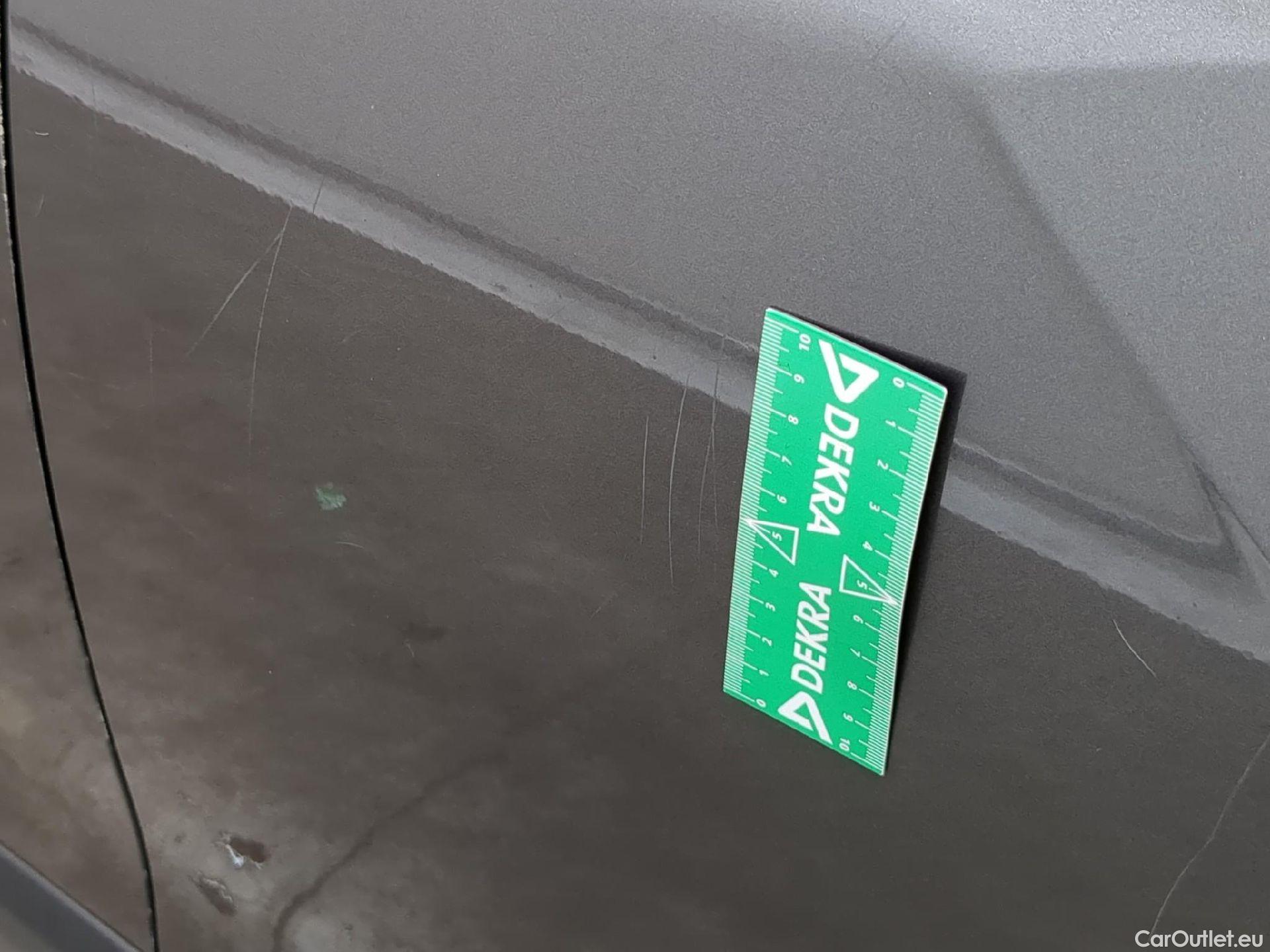  Peugeot  2008  Active Pack 1.2 PureTech 130CV BVA8 E6d #26