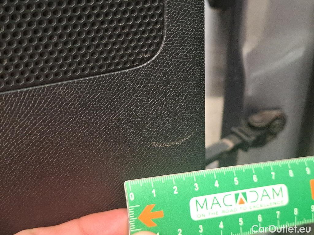  Peugeot  3008  Active Pack 1.5 HDi 130CV BVA8 E6d #49