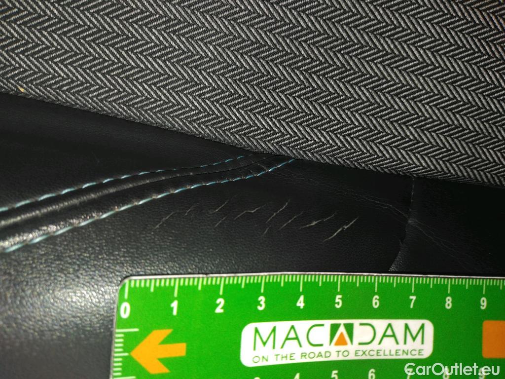  Peugeot  3008  Allure 1.5 HDi 130CV BVA8 E6d #2