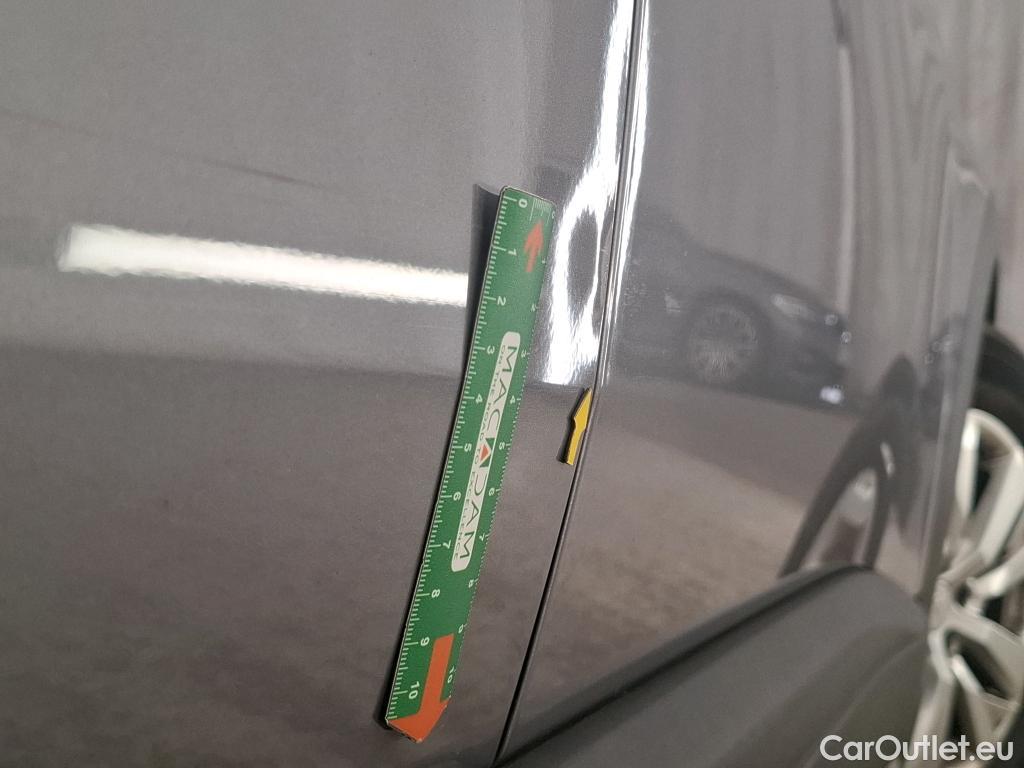  Peugeot  3008  Active Pack 1.5 HDi 130CV BVA8 E6d #14