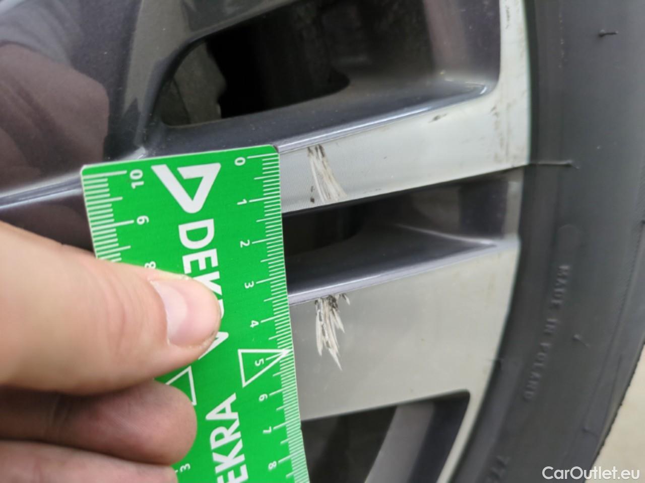  Peugeot  3008  Allure Pack 1.5 HDi 130CV BVA8 E6d #12