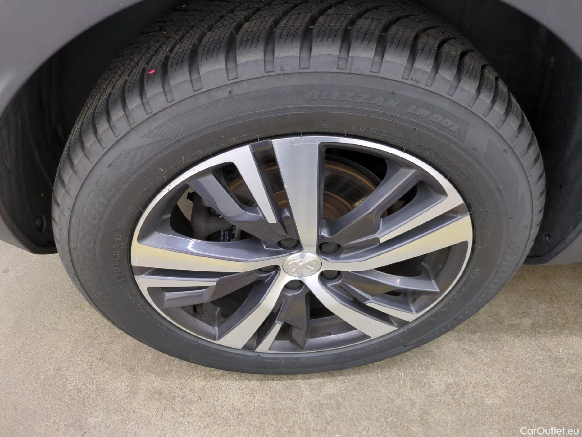  Peugeot  3008  Allure Pack 1.5 HDi 130CV BVA8 E6d #15