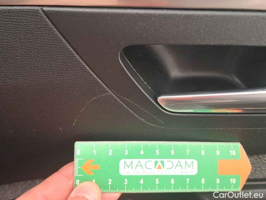  Peugeot  3008  Active Pack 1.5 HDi 130CV BVA8 E6d #57