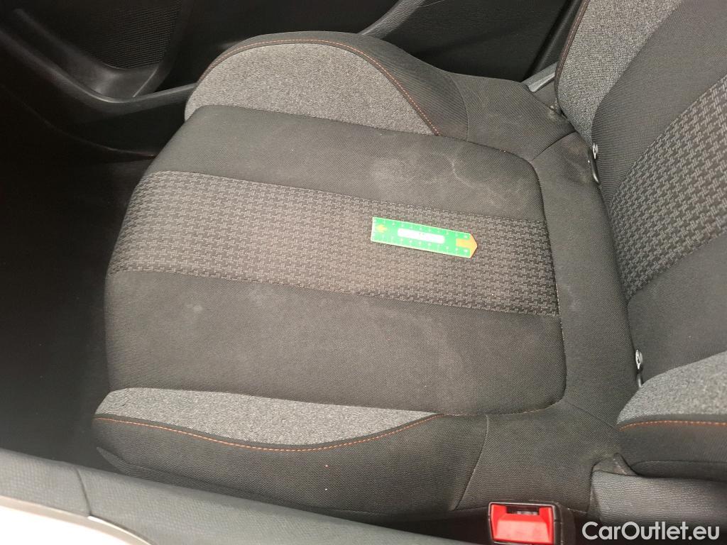  Peugeot  3008  Active Pack 1.5 HDi 130CV BVA8 E6d #70