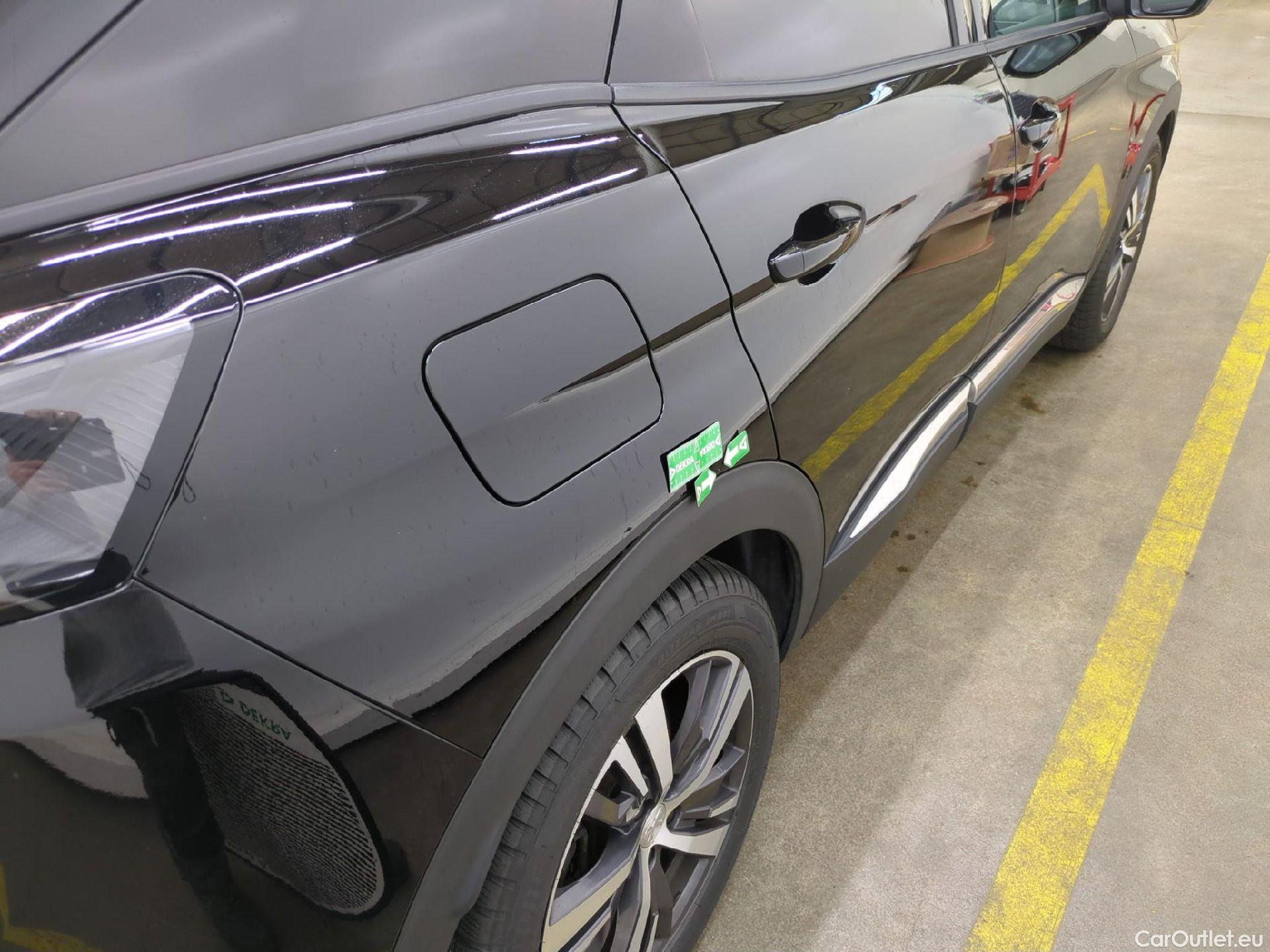  Peugeot  3008  Allure Pack 1.5 HDi 130CV BVA8 E6d #18