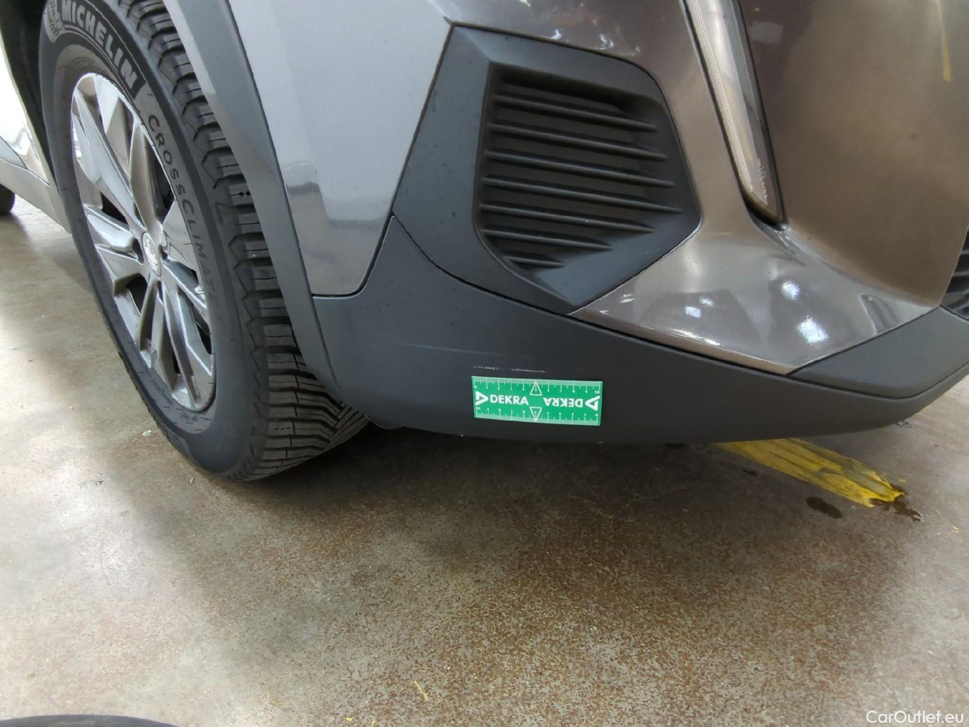  Peugeot  2008  Active Pack 1.2 PureTech 130CV BVA8 E6d #13