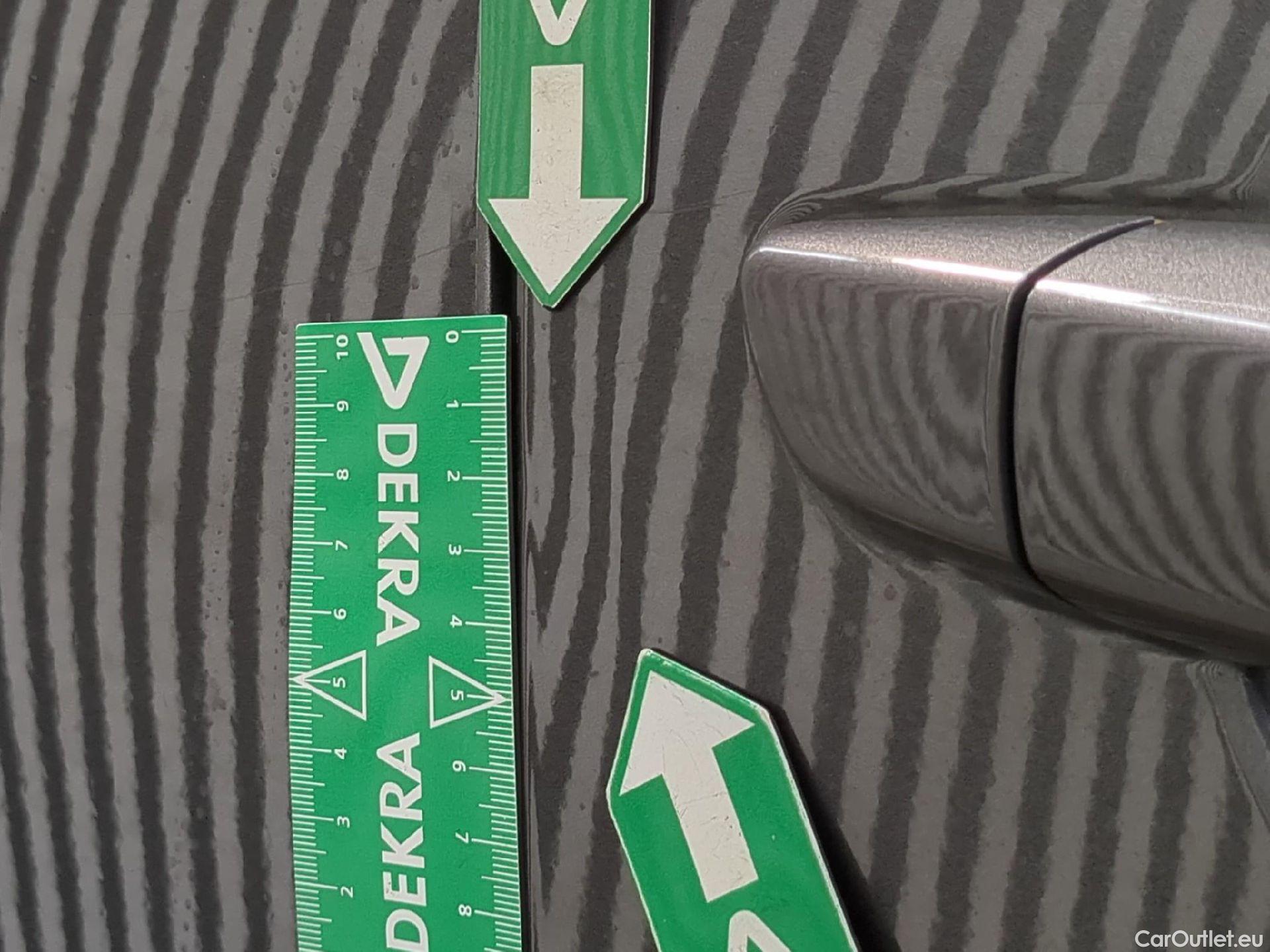  Peugeot  2008  Active Pack 1.2 PureTech 130CV BVA8 E6d #12