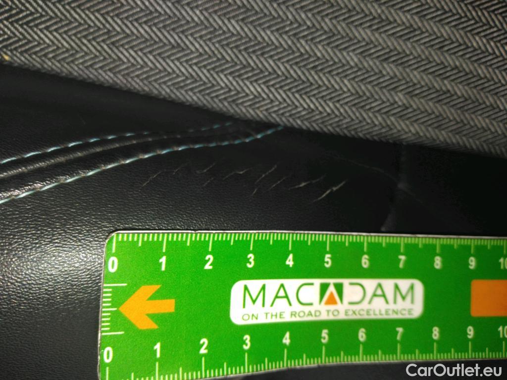  Peugeot  3008  Allure 1.5 HDi 130CV BVA8 E6d #3