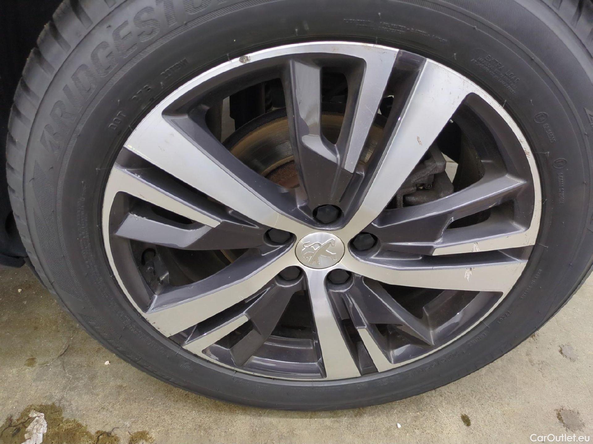  Peugeot  3008  Allure Pack 1.5 HDi 130CV BVA8 E6d #13