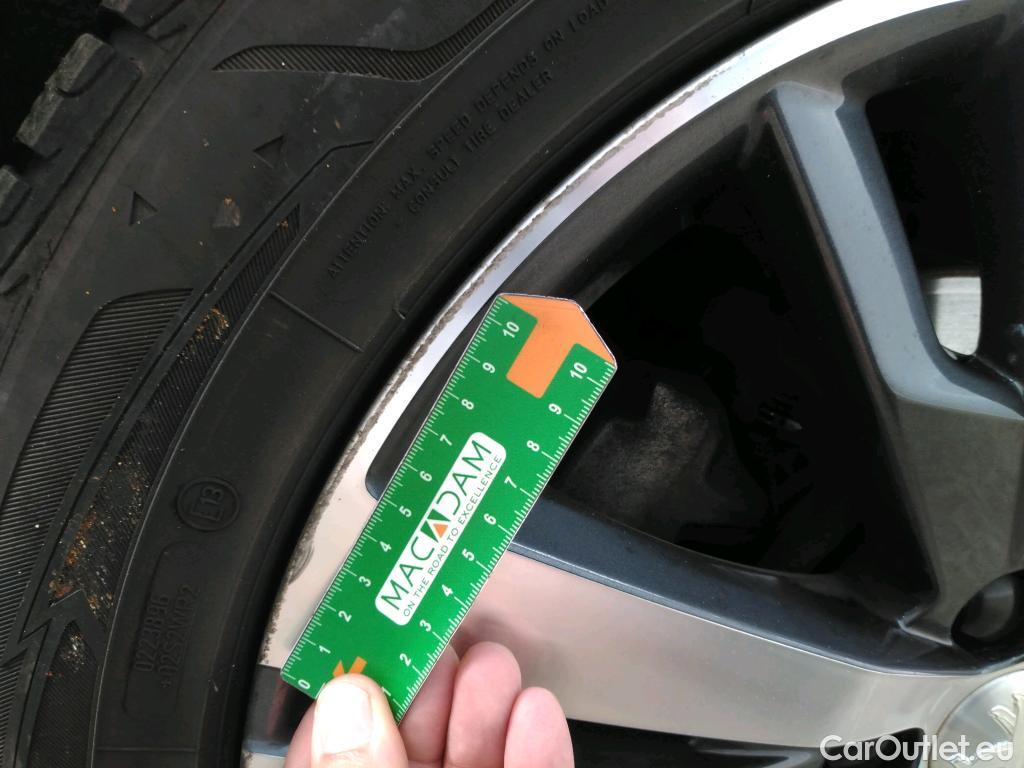  Peugeot  3008  Allure 1.5 HDi 130CV BVA8 E6d #8