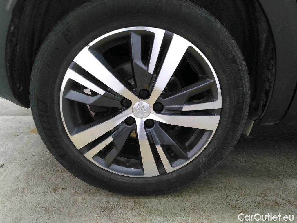  Peugeot  3008  Allure 1.5 HDi 130CV BVA8 E6d #26
