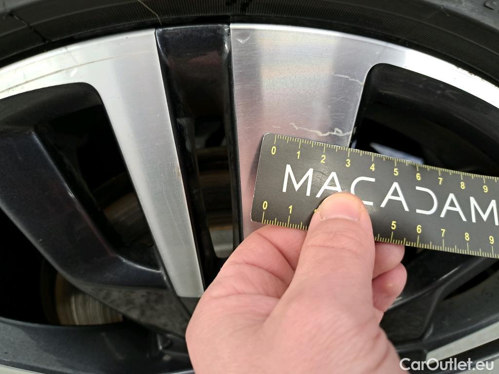  Peugeot  3008  II Allure 1.5 HDi 130CV BVA8 E6d #30