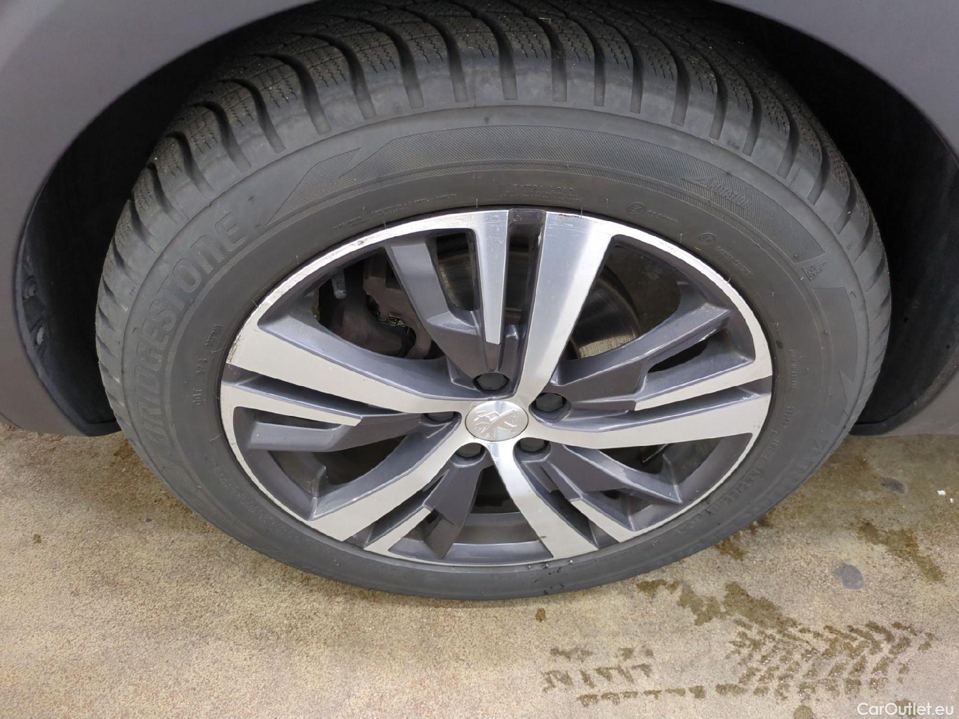  Peugeot  3008  Allure Pack 1.5 HDi 130CV BVA8 E6d #9