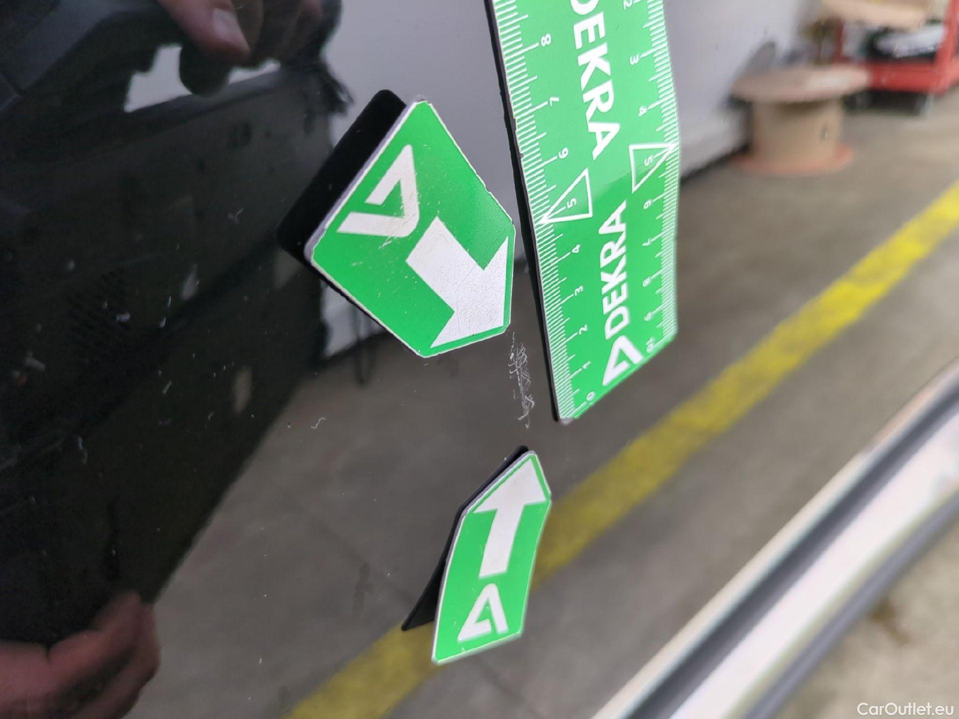  Peugeot  3008  Allure Pack 1.5 HDi 130CV BVA8 E6d #28