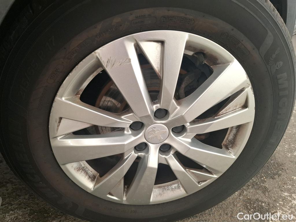  Peugeot  3008  Active Pack 1.5 HDi 130CV BVA8 E6d #37