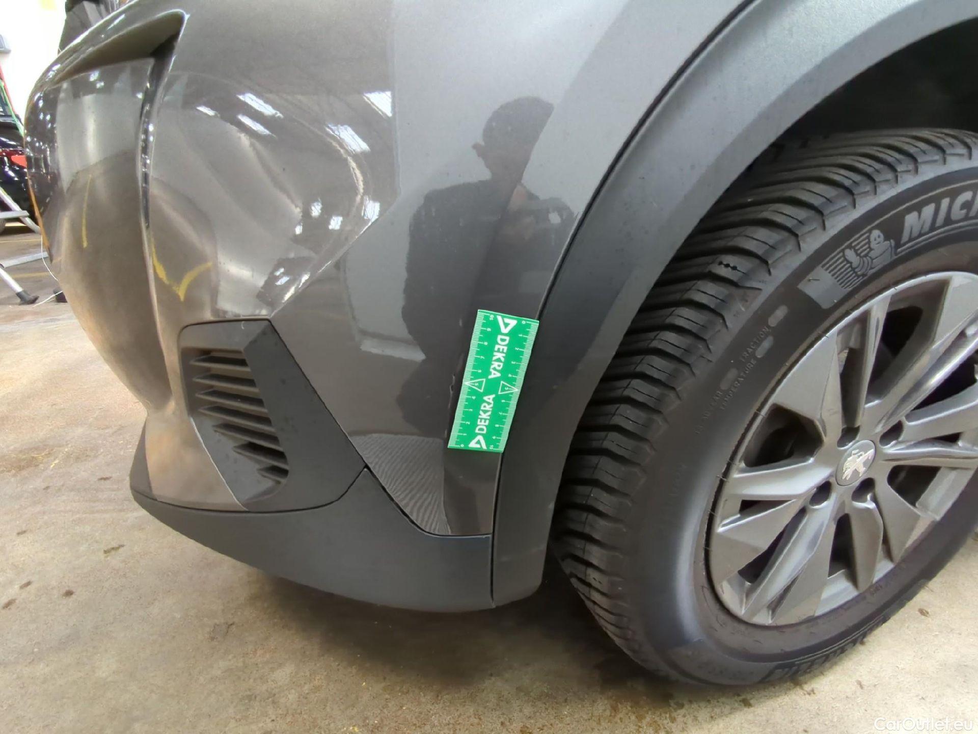  Peugeot  2008  Active Pack 1.2 PureTech 130CV BVA8 E6d #19