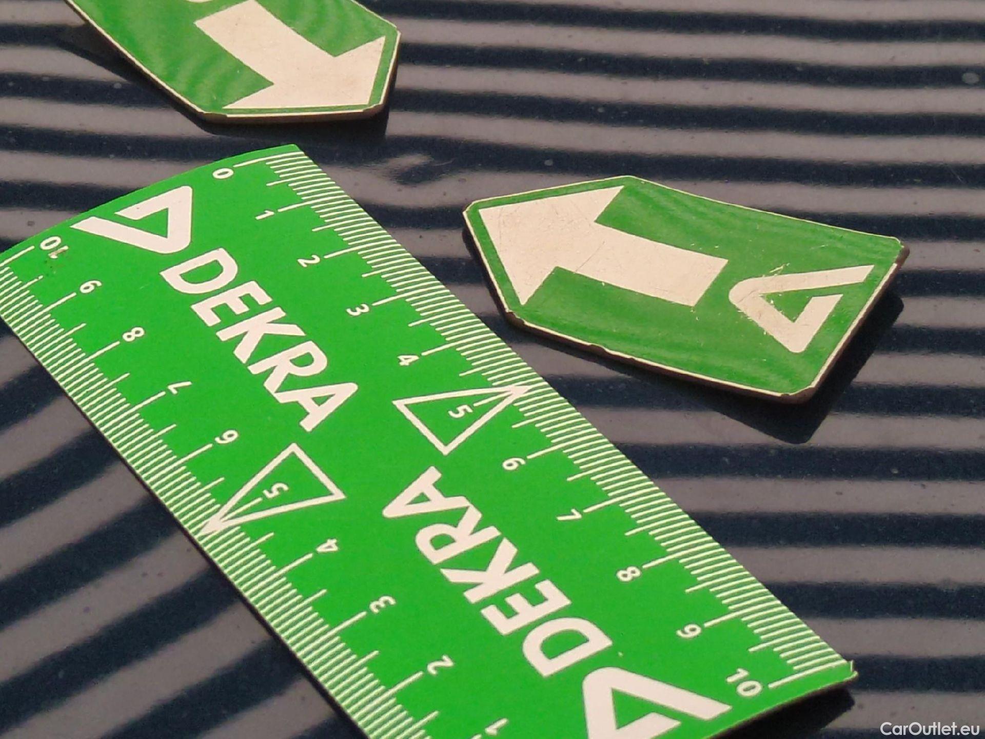  Peugeot  5008  Allure 1.5 HDi 130CV BVM6 7 Sieges E6d #48