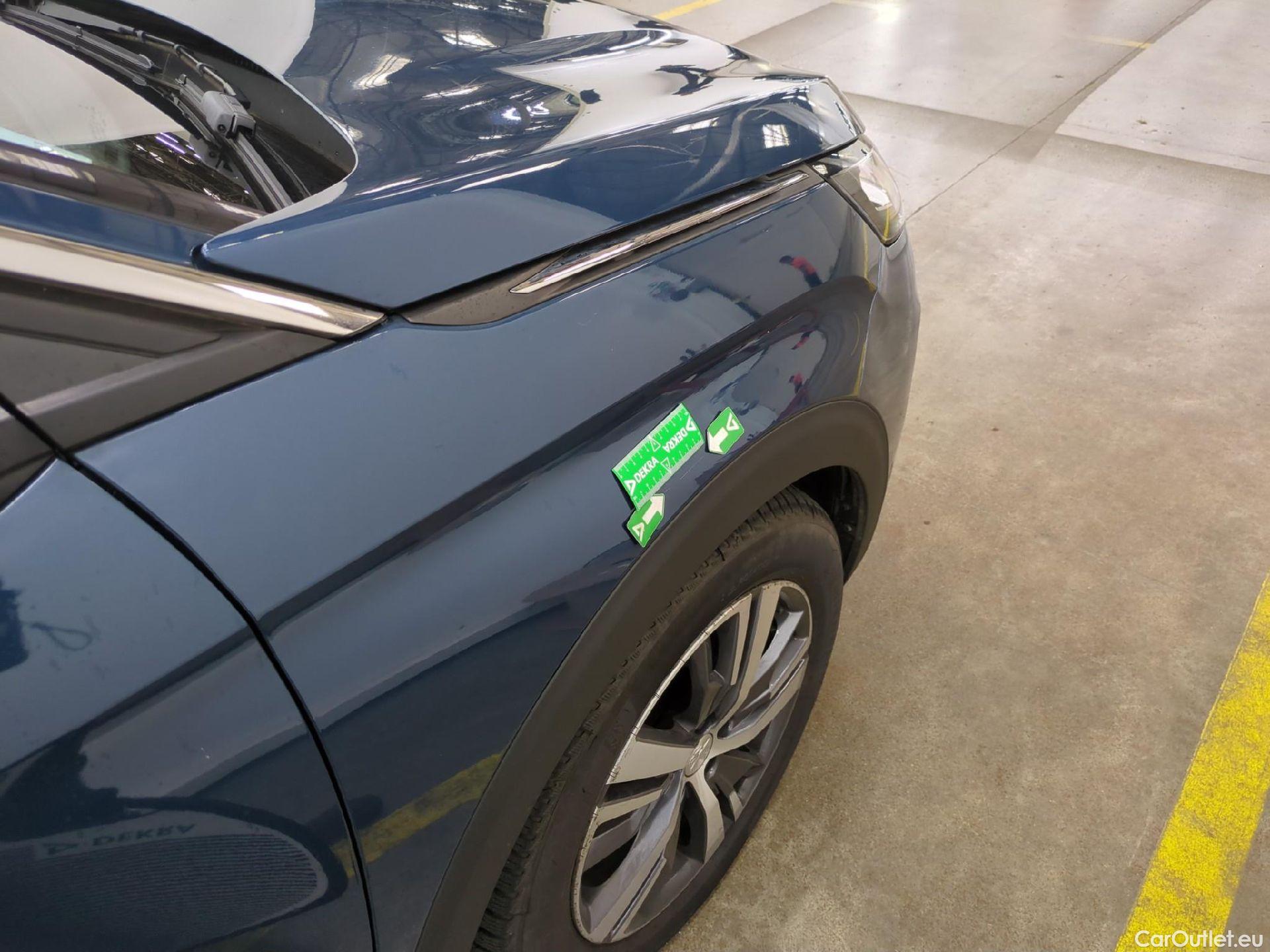  Peugeot  5008  Allure 1.5 HDi 130CV BVM6 7 Sieges E6d #42