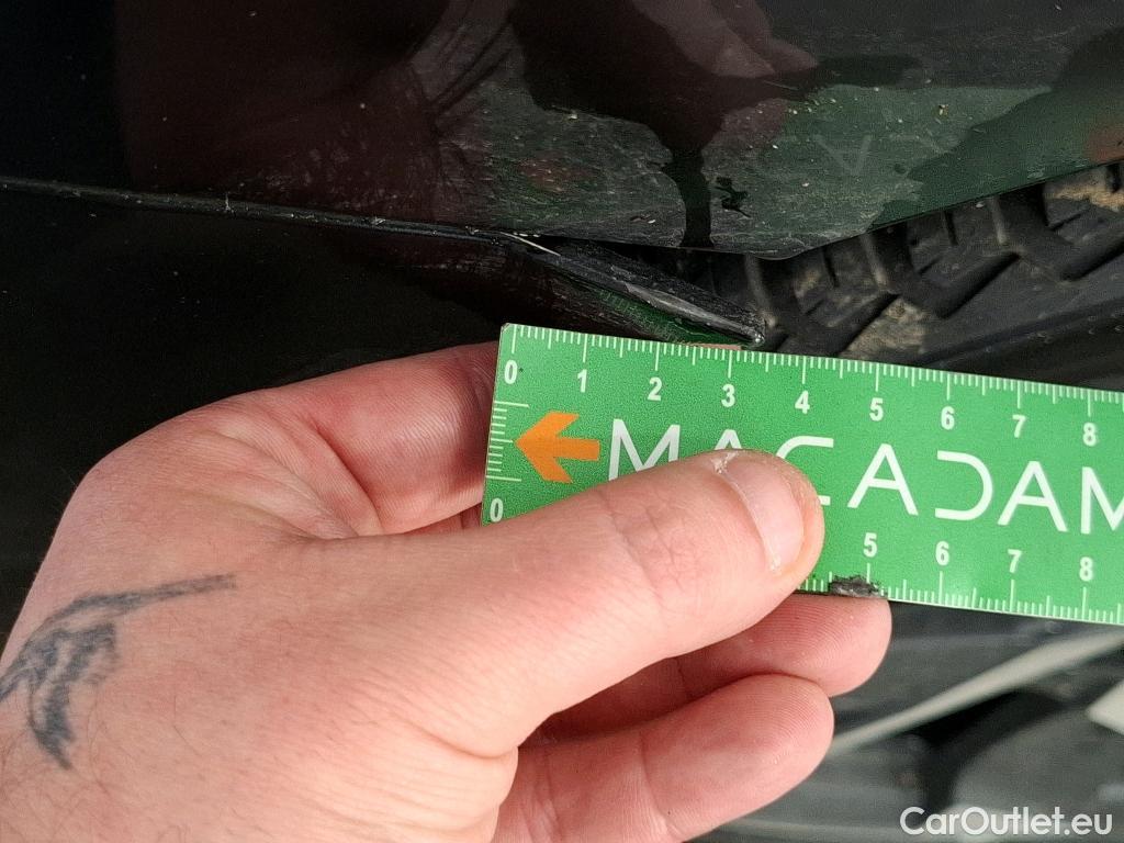  Peugeot  308 PEUGEOT  SW / 2021 / 5P / Break BlueHDi 130 EAT8 ALLURE PACK #2