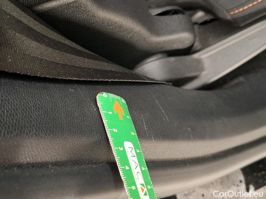  Peugeot  5008  Active Business 1.5 HDi 130CV BVM6 7 Sieges E6d #11