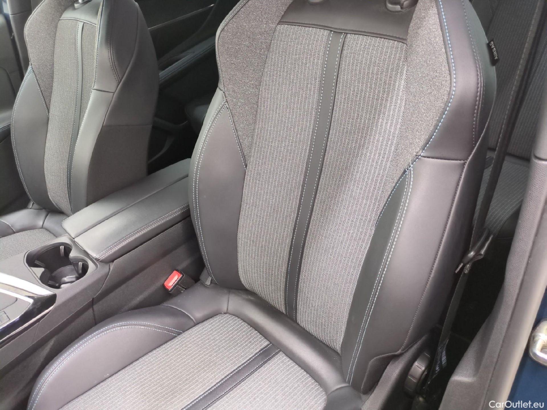  Peugeot  5008  Allure 1.5 HDi 130CV BVM6 7 Sieges E6d #3