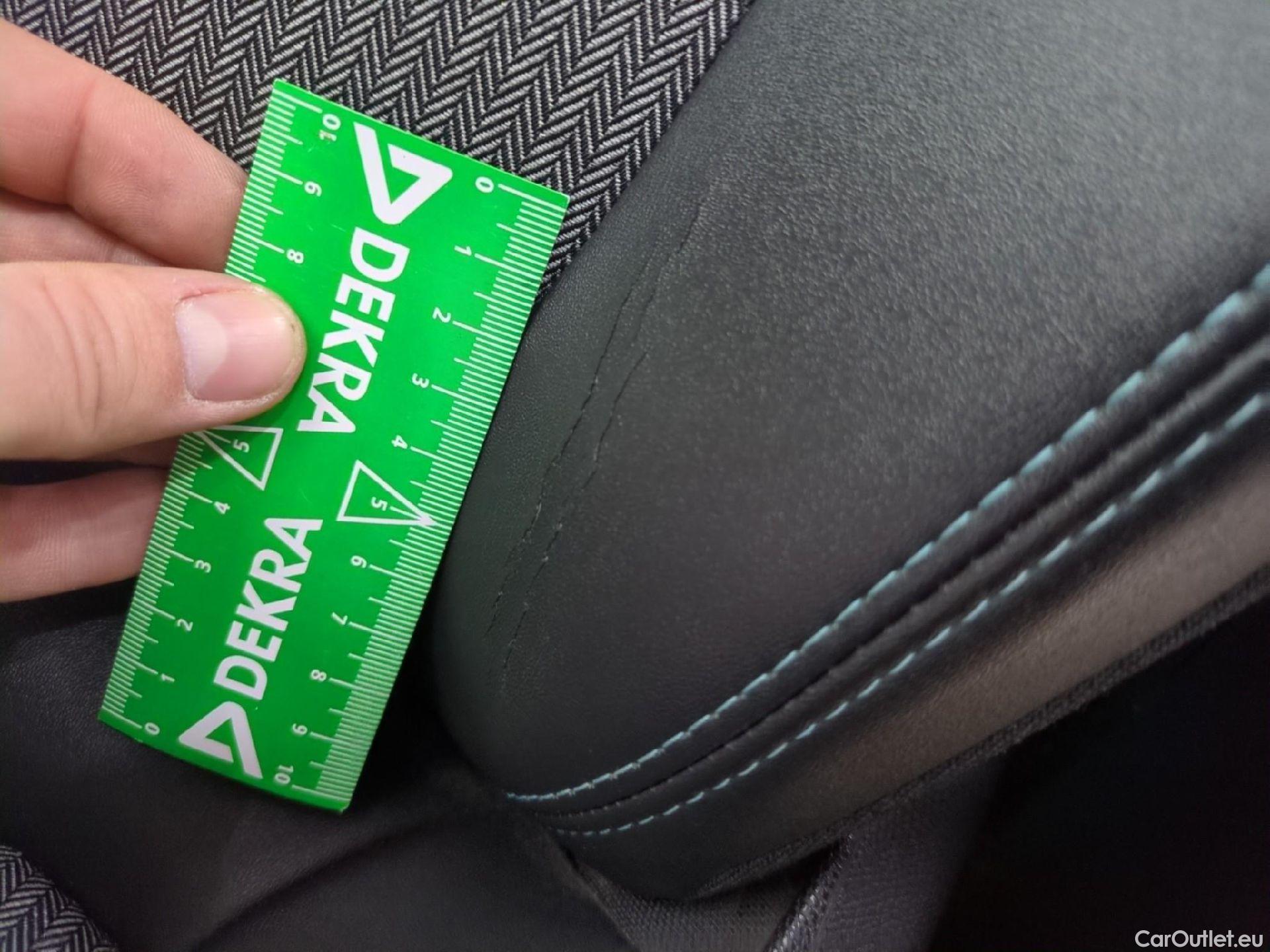  Peugeot  5008  Allure 1.5 HDi 130CV BVM6 7 Sieges E6d #4