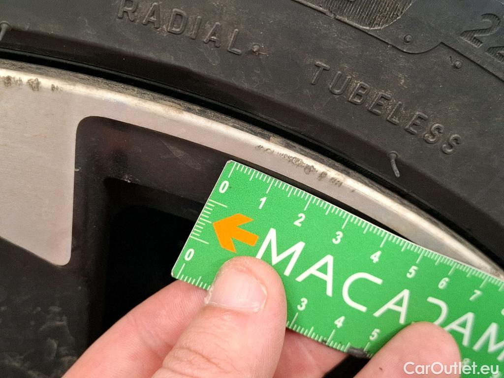  Peugeot  308 PEUGEOT  SW / 2021 / 5P / Break BlueHDi 130 EAT8 ALLURE PACK #32