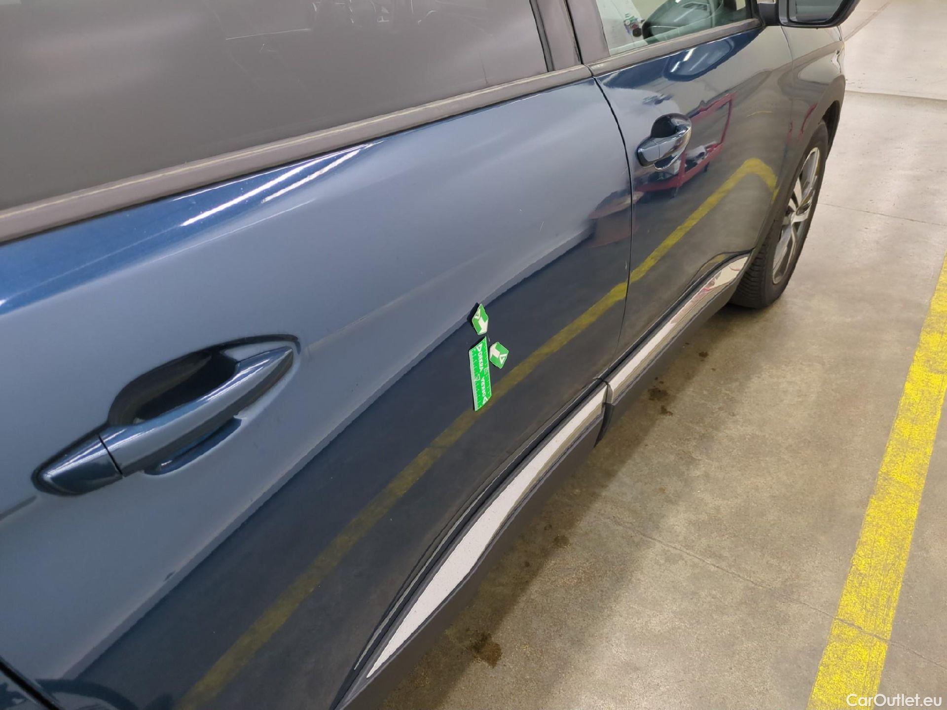  Peugeot  5008  Allure 1.5 HDi 130CV BVM6 7 Sieges E6d #37