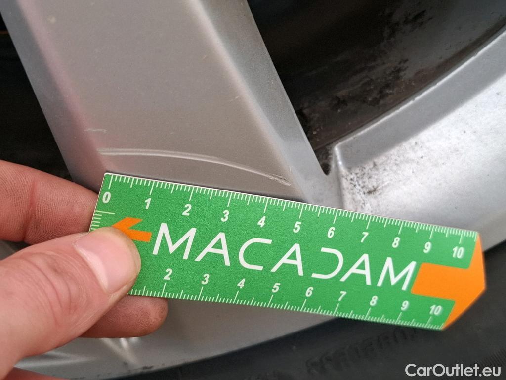  Peugeot  5008  Active Pack 1.5 HDi 130CV BVM6 7 Sieges E6d #11