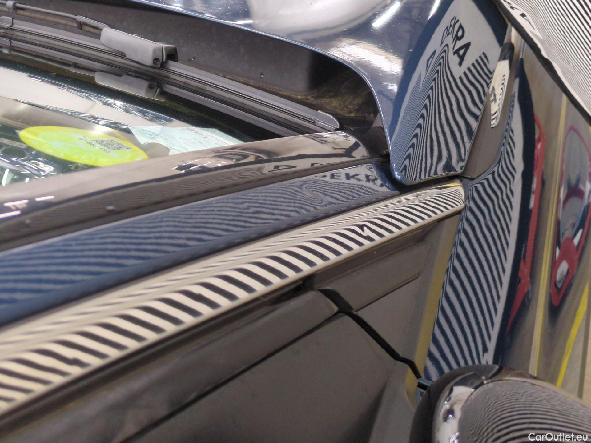  Peugeot  5008  Allure 1.5 HDi 130CV BVM6 7 Sieges E6d #19